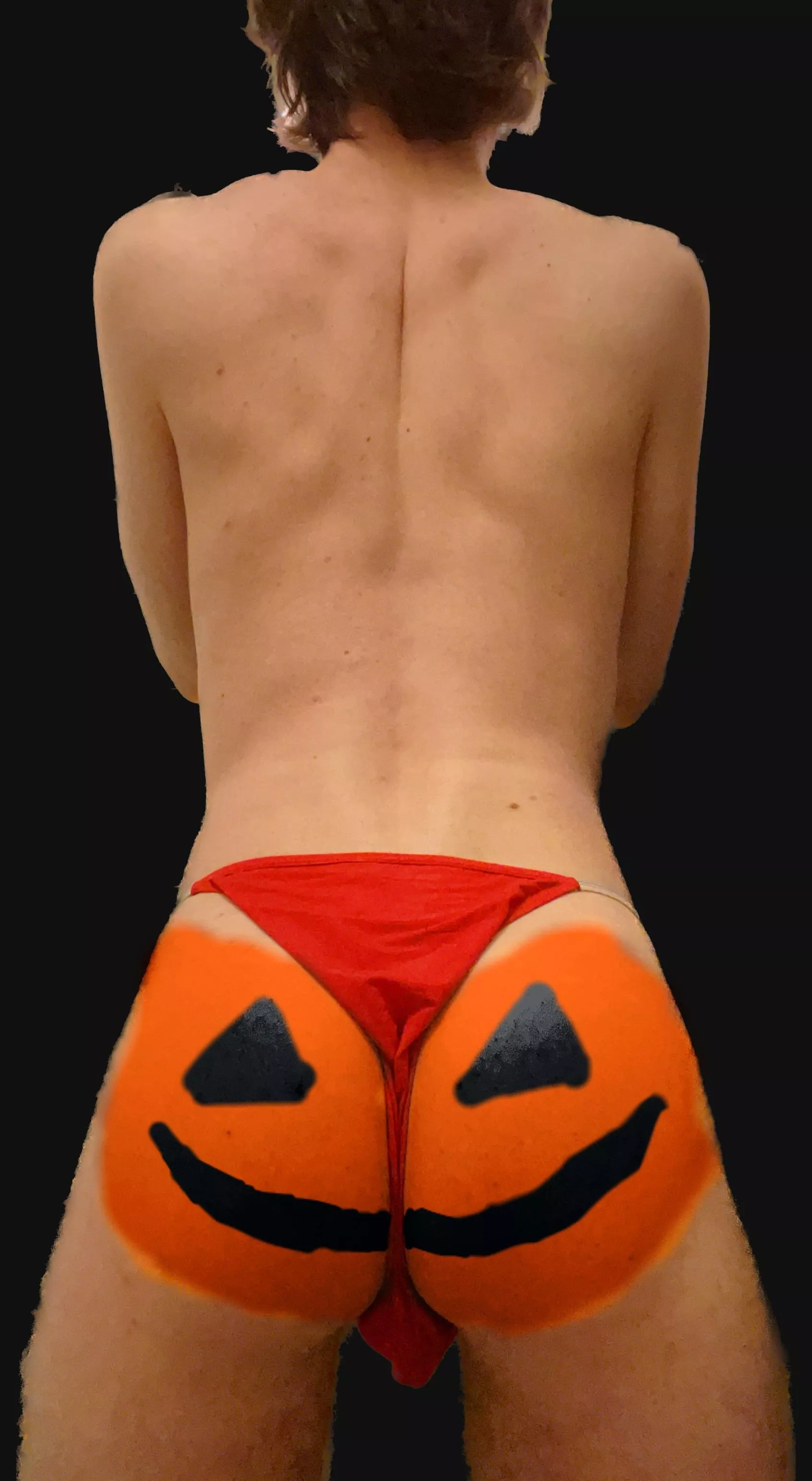 Bit late but Happy Halloween 🥰 posted by bubblebunss