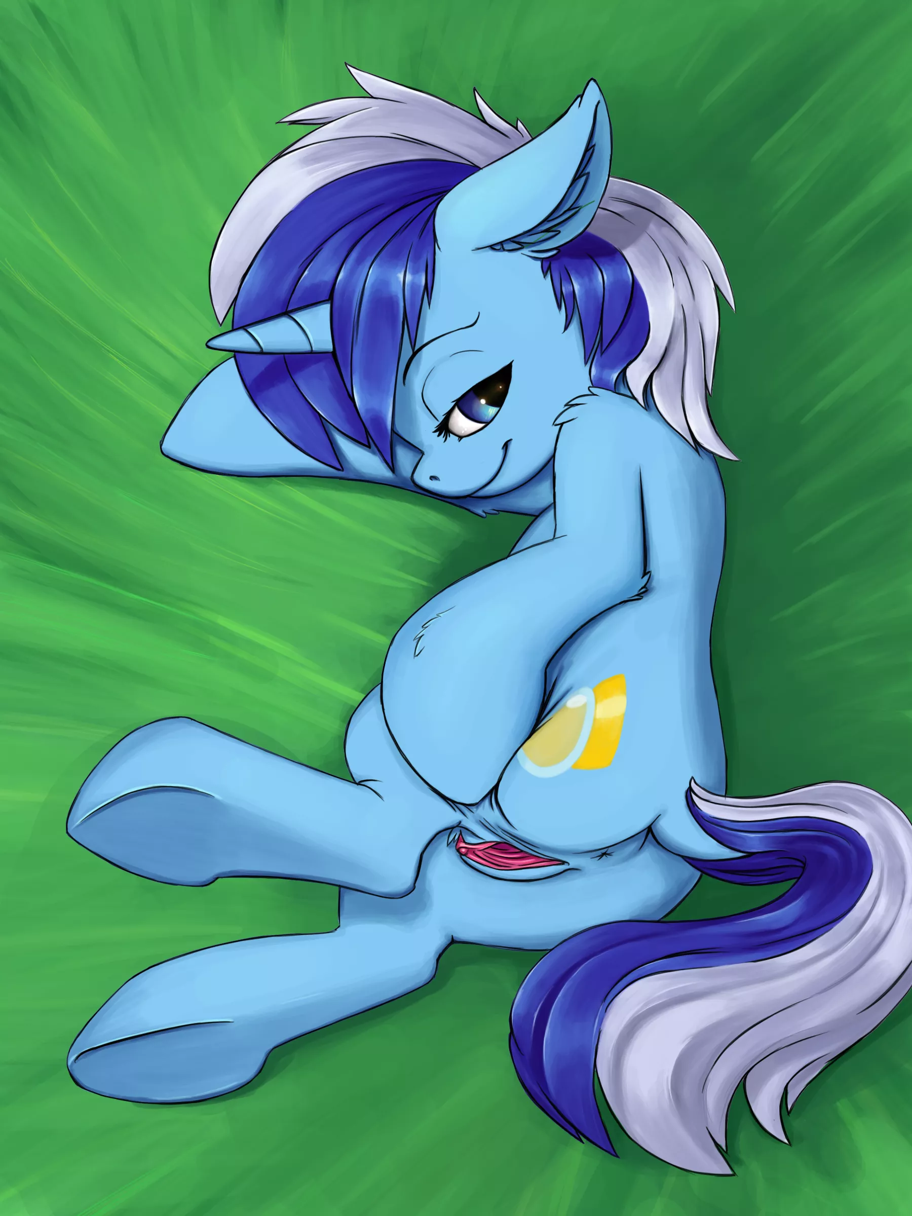 Colgate looking inviting (Vistamage) posted by myfriendscantknow