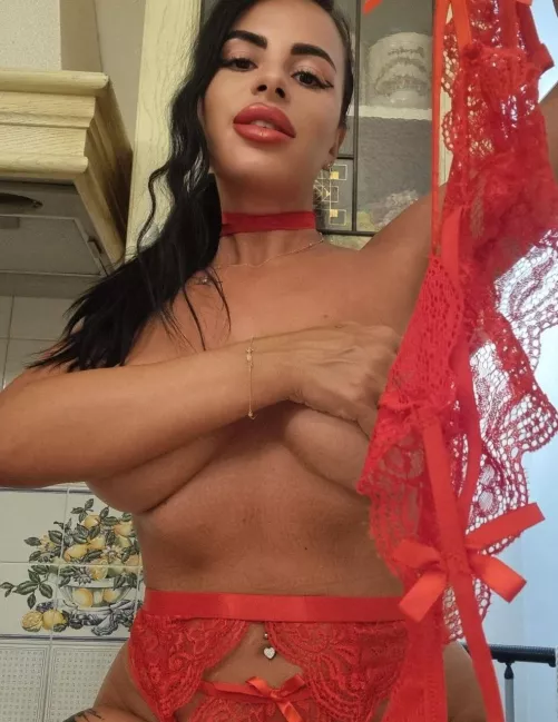 Could you make me cheat on my boyfriend? by Tough_Measurement119