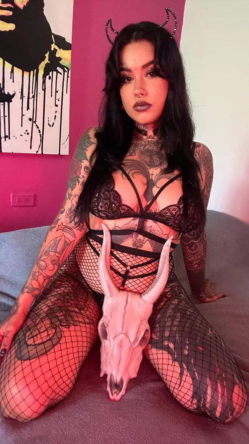 do you want to play with the devil? 😈 by Angelpandal