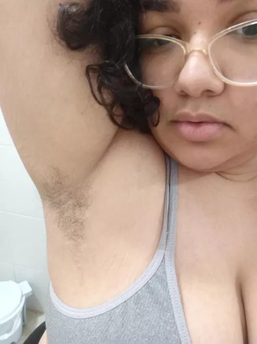 Do you want to smell my armpit? by chubbyu