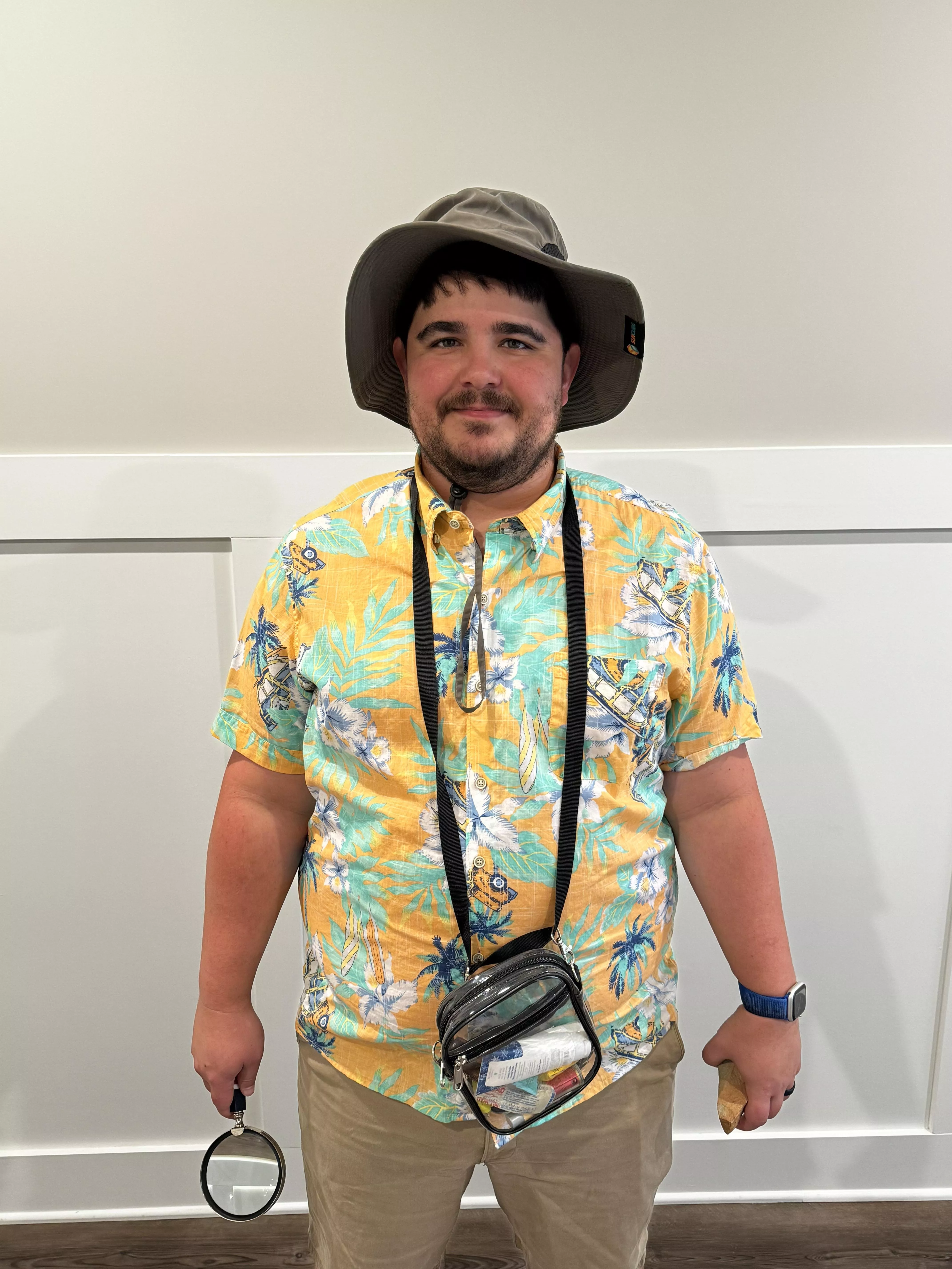 For Halloween at work I was a tourist. Made up a whole character and everything. I’m a nerd. 😂 posted by cubwriter30
