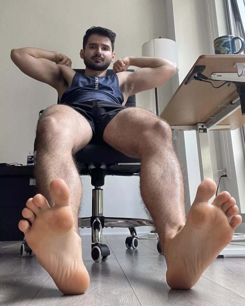 Happy Tuesday 😊 posted by scruffygaynerd