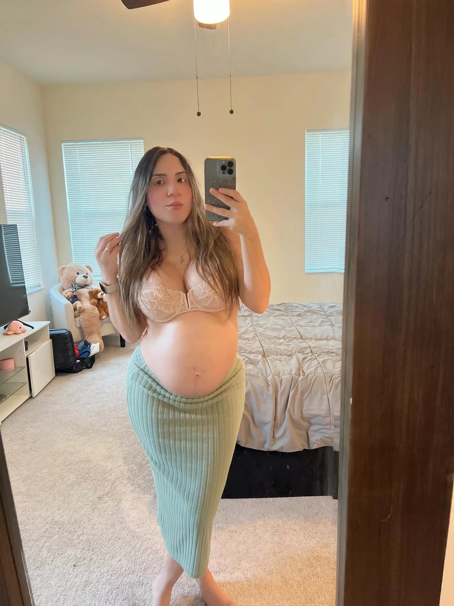 hellos guys posted by Beneficial-Dark8375