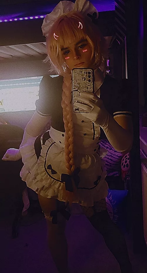 Hope we all had a happy Halloween! 👻 by EXTREMEidiot03