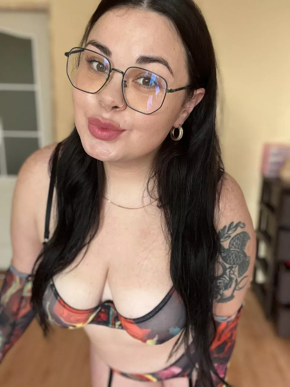 my pretty face posted by Useful_Effort_