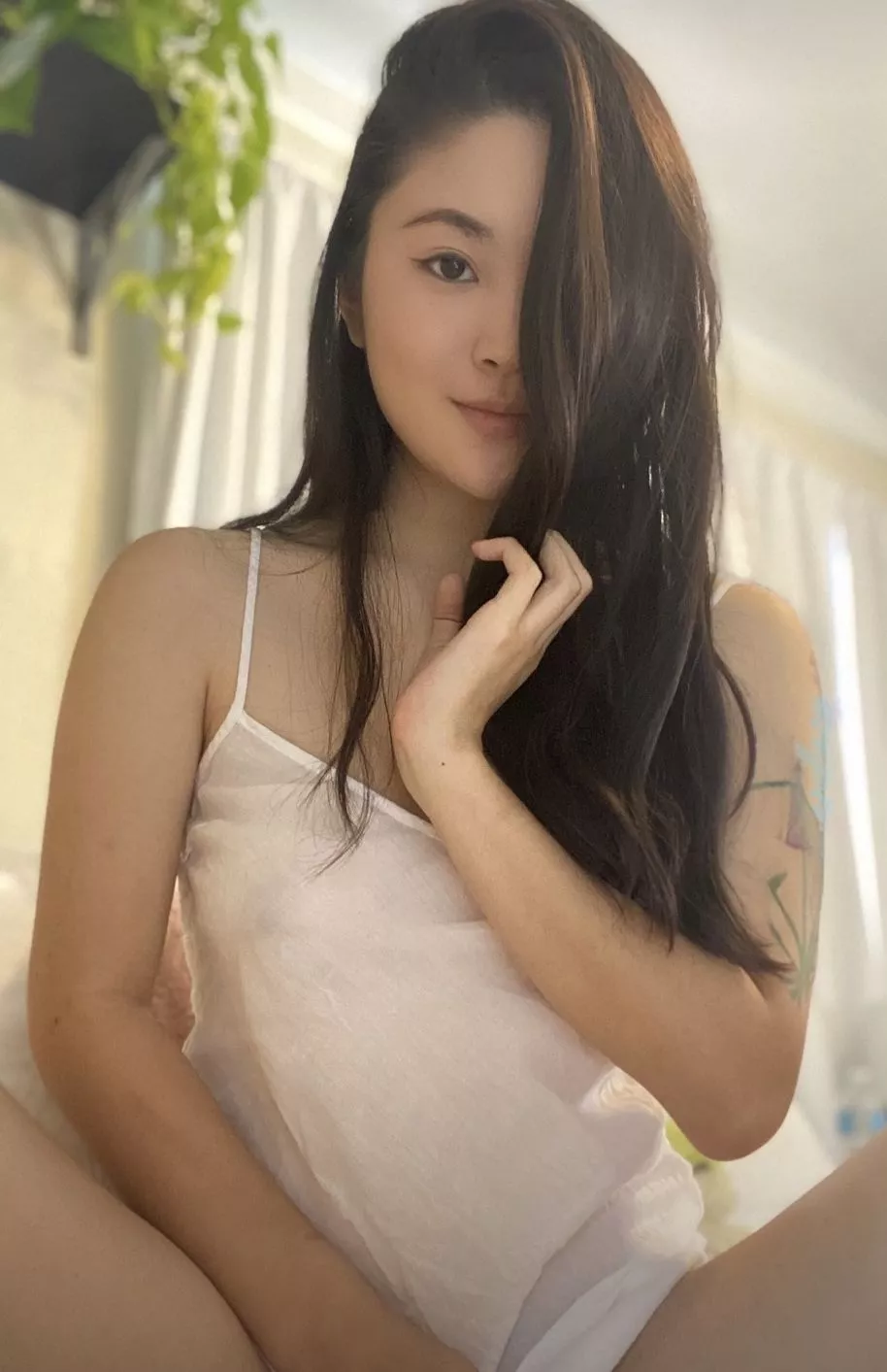 Pure and elegant Filipina angel! posted by vorticelasc