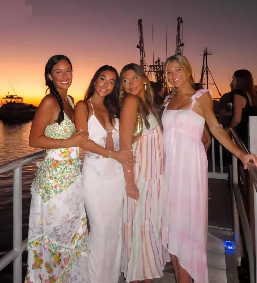 Sunset Babes by asdfjhsdfa