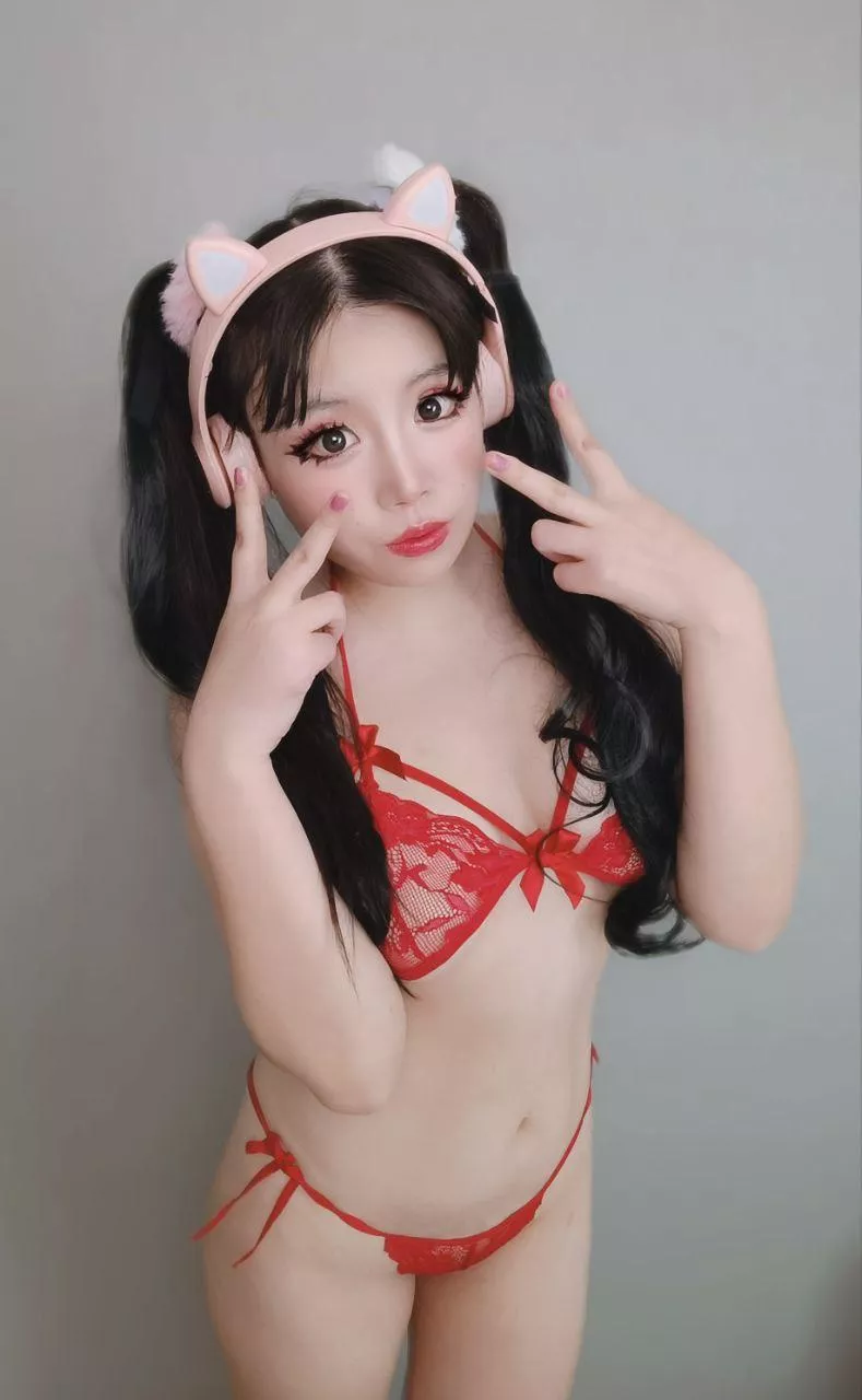 Your GF is sweet, but when it comes to being naughty, she's out of her league. posted by Lizzierojulian