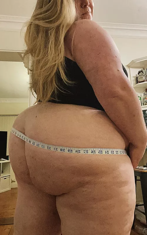 Any guesses on how big it is? Hint: The tape is too short 😏 by bbwamazon