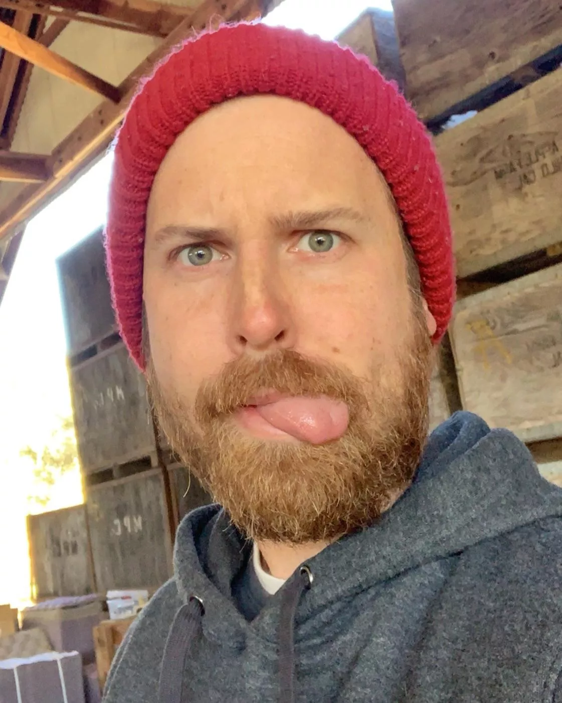 Apple sorting boredom 😜 posted by back2natureboys