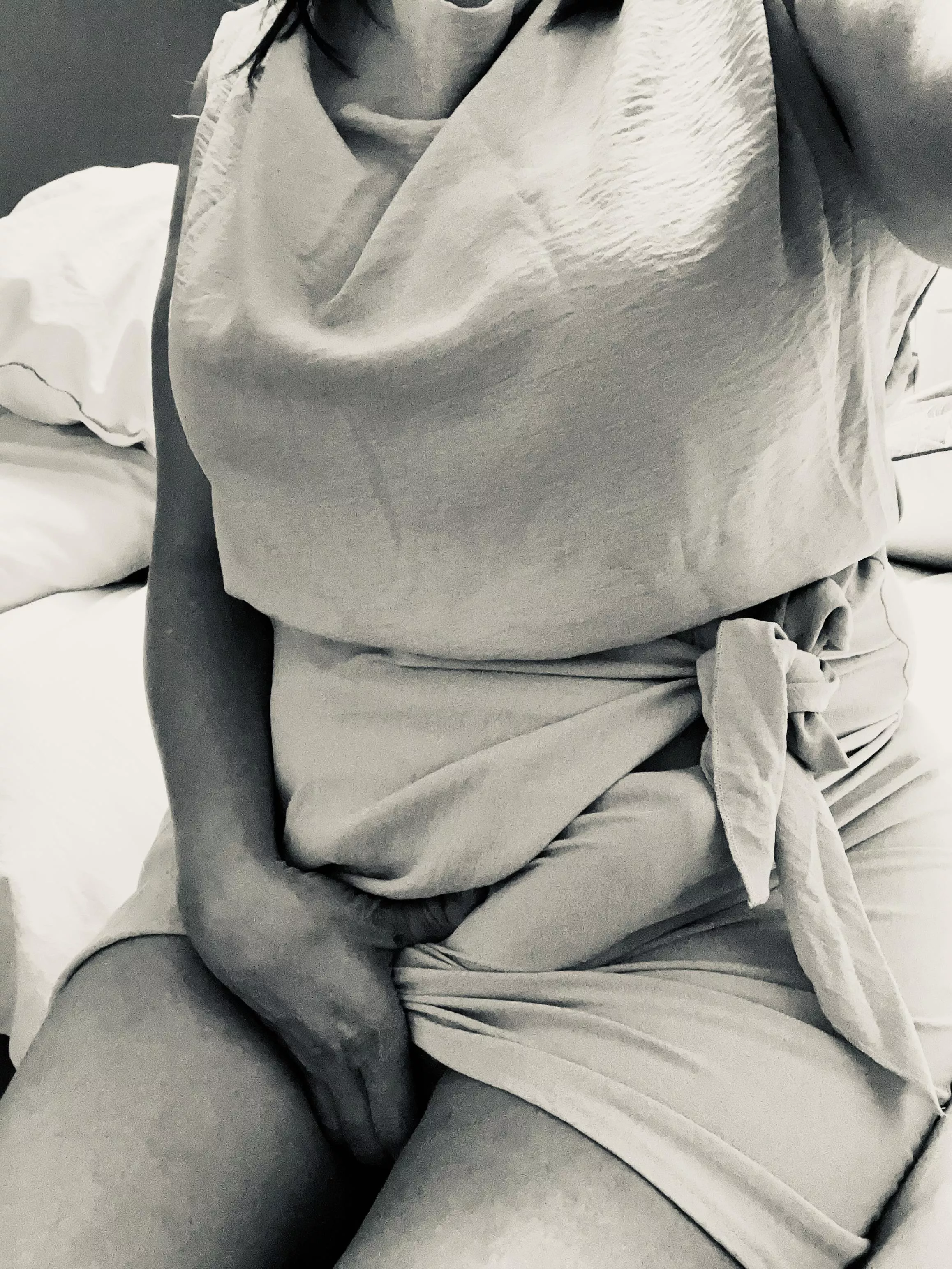 Come and rest on my lap posted by 6nonamemanon6