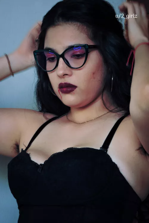 I am supposed to be a vampire! by 2_girlz