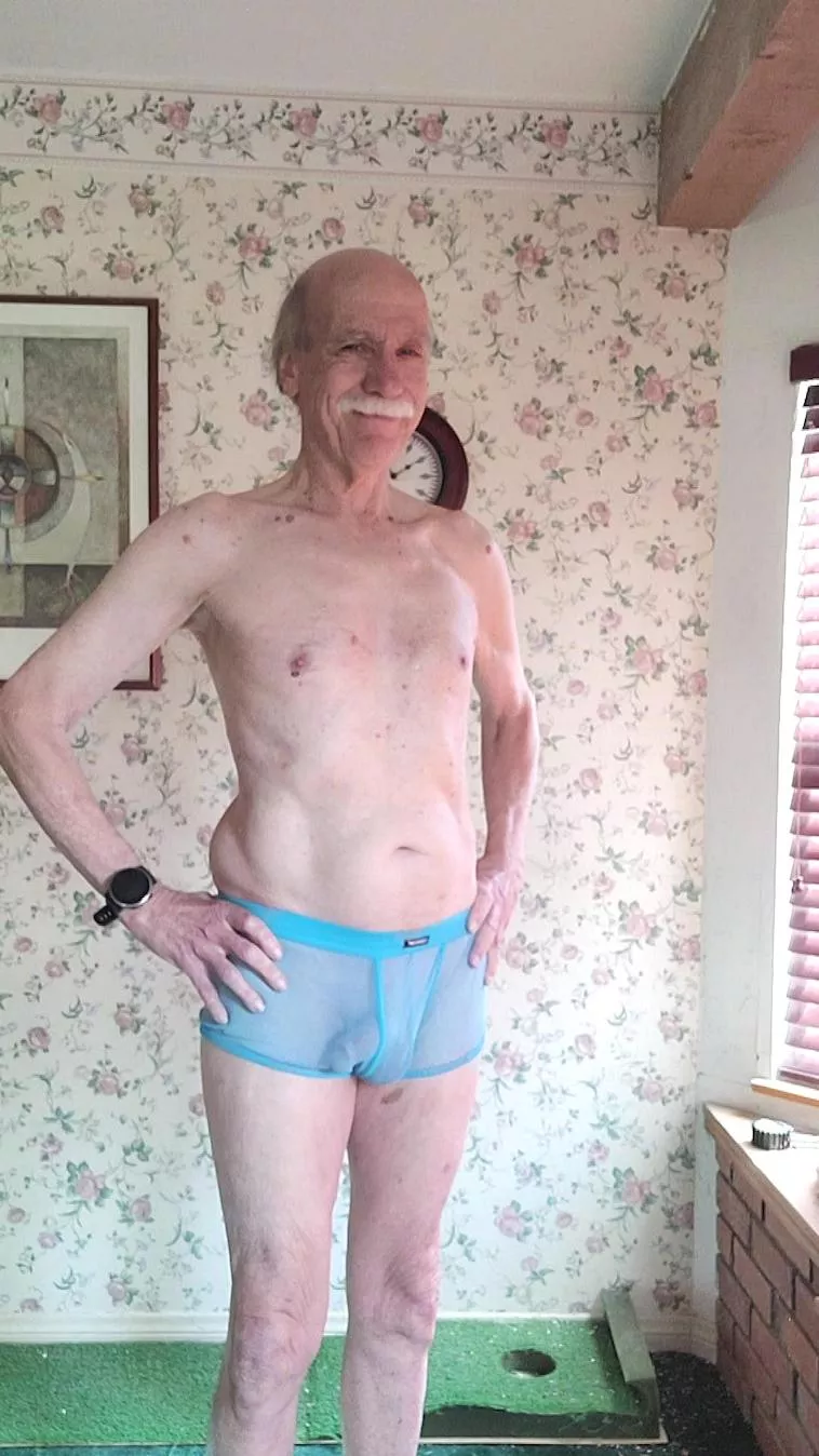 I don't need to wear anything else with these briefs, do I? [70]... posted by old_alan9