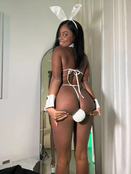 If I knocked on your door would you trick or treat me ? by ProfessionalFoots