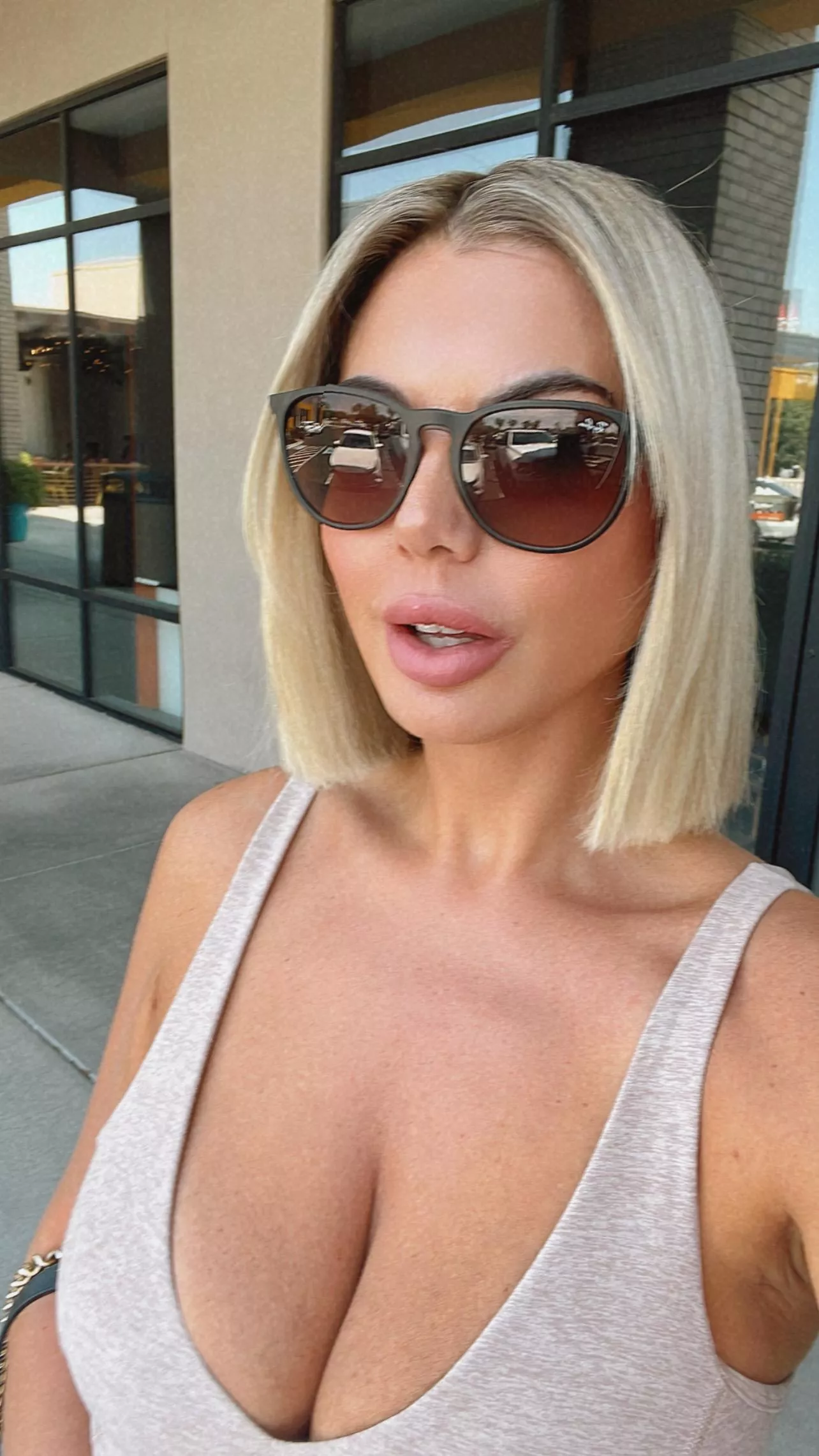 I'm all yours if you want me posted by _beautyCutie