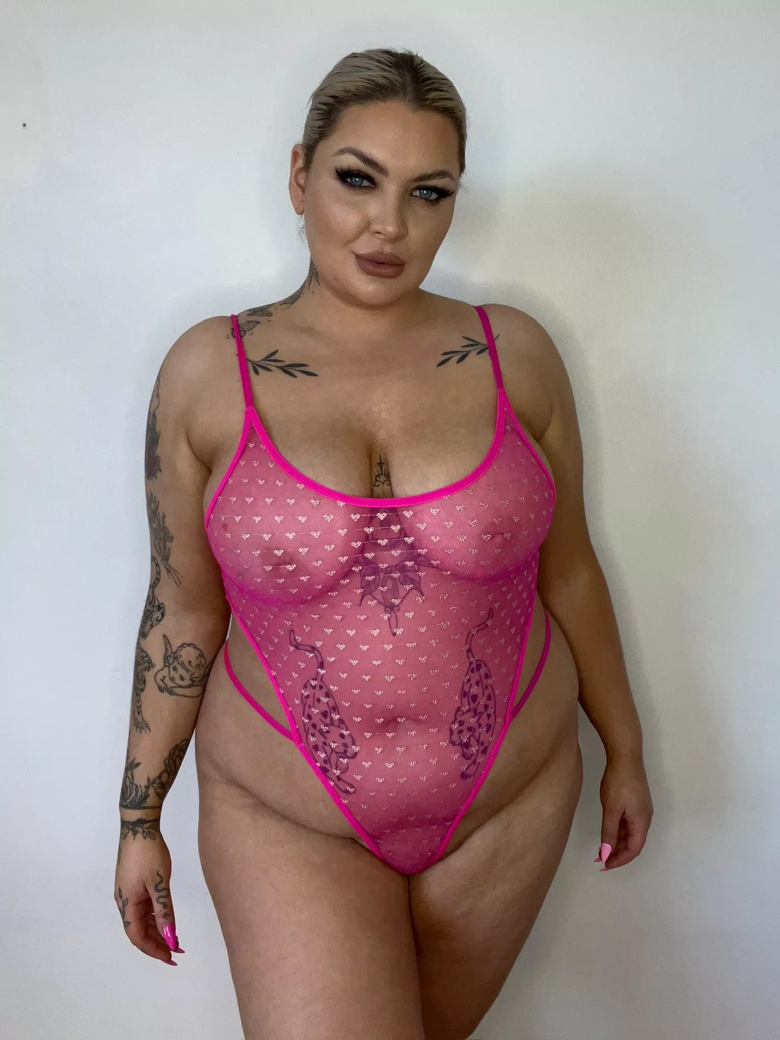 I’m chilling like this tonight, what we doing if you join? posted by KaylaKeenOF