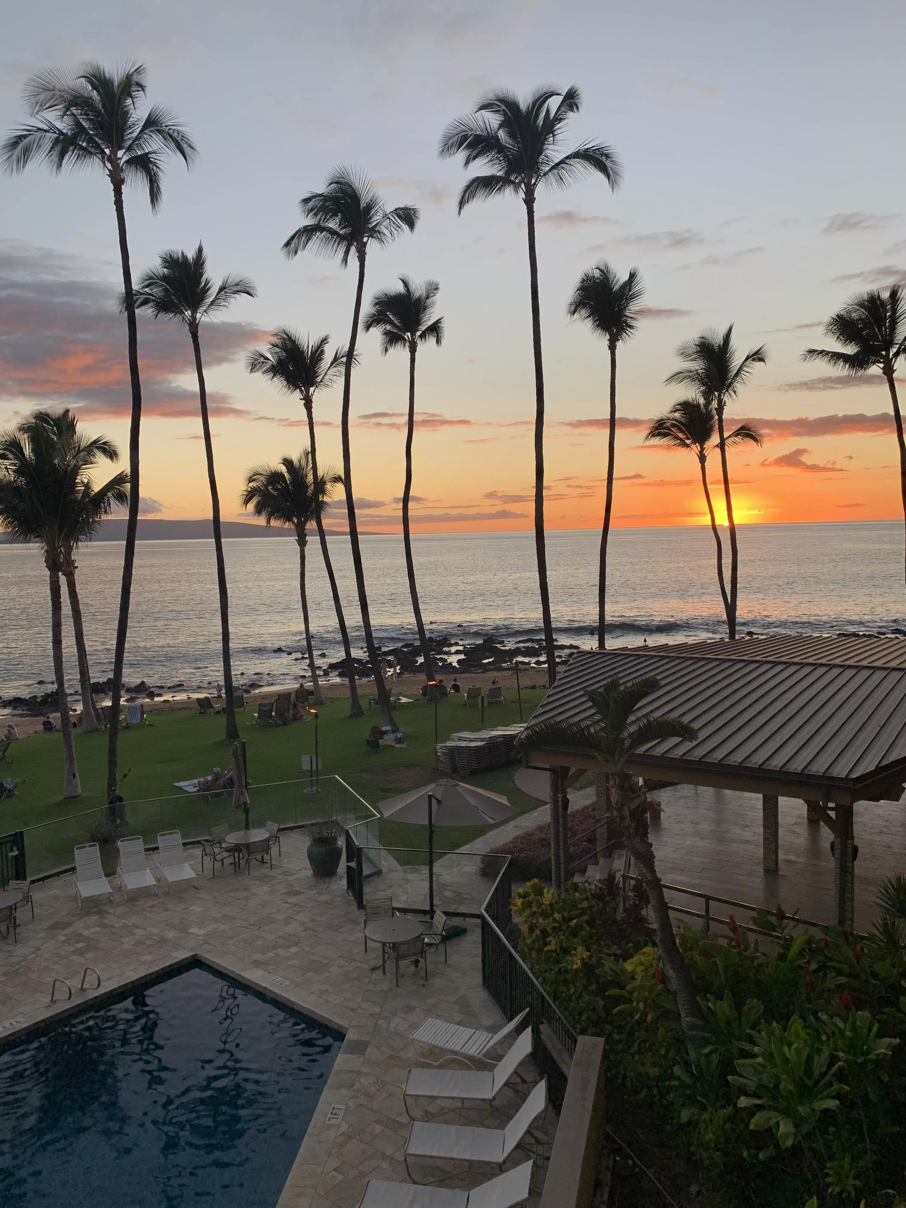 Maui Sunset posted by Pleasant_Finding_404