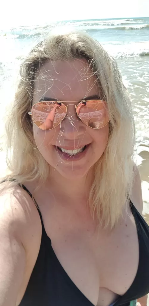 Summer come back! by bbwnicoleann