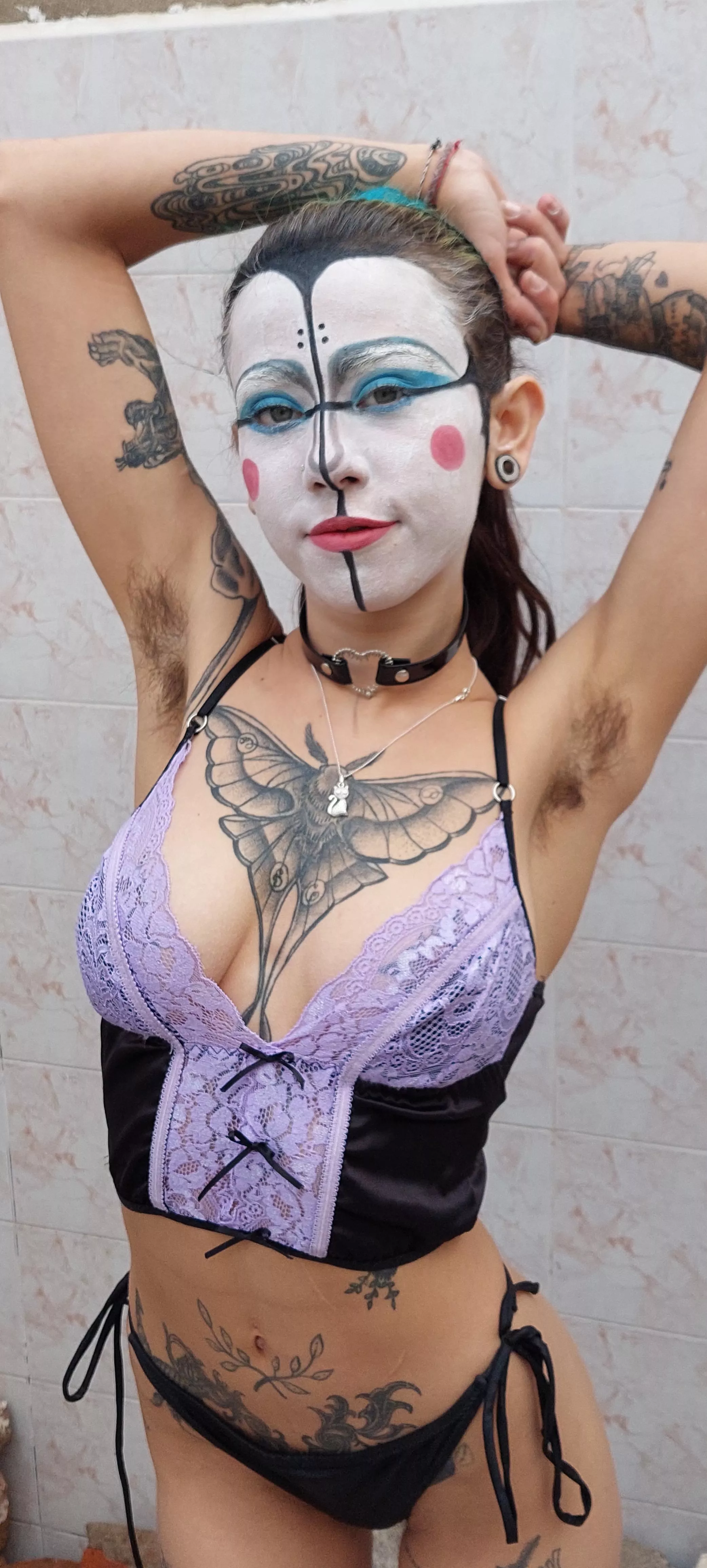 Trick or pits? posted by uwuninu