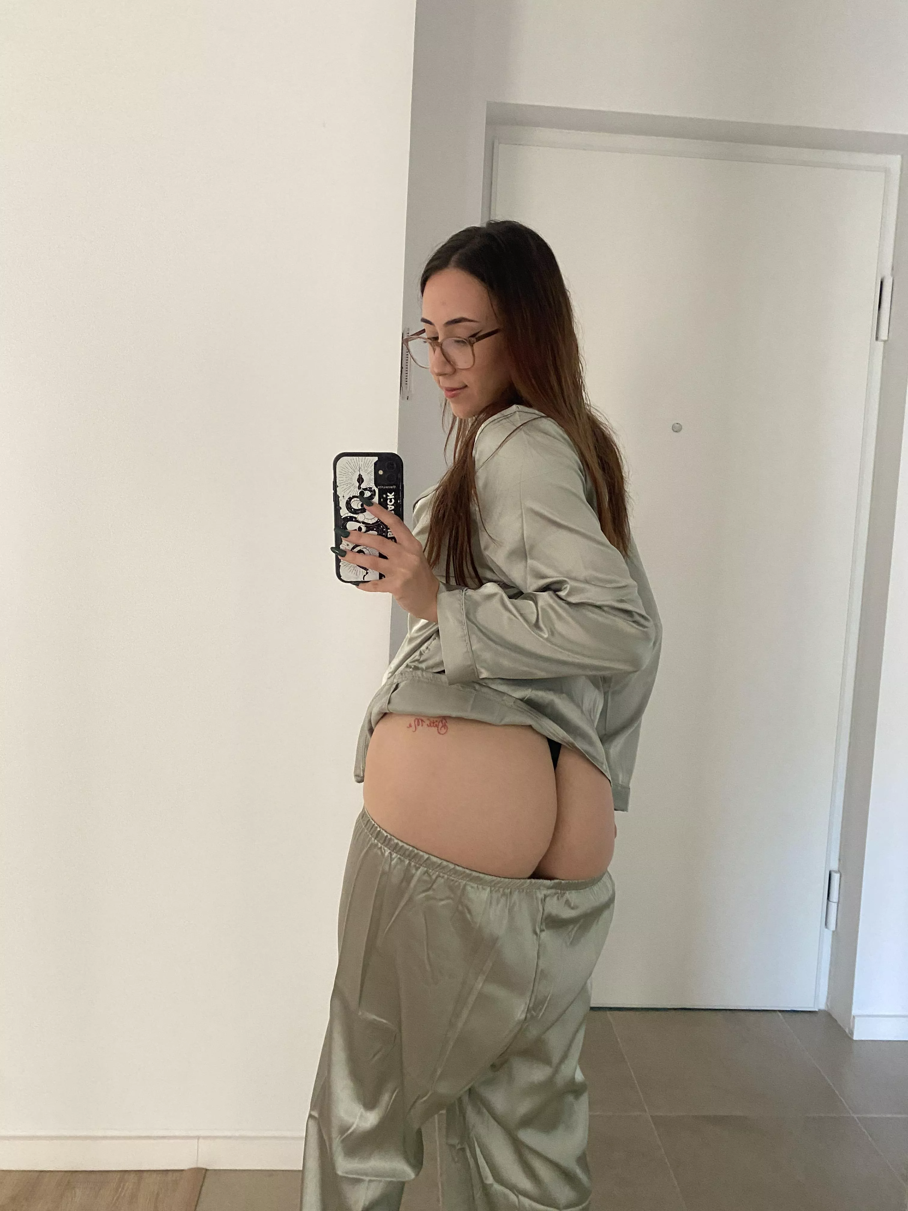 You wake up to this,what do you do? posted by ColdActed