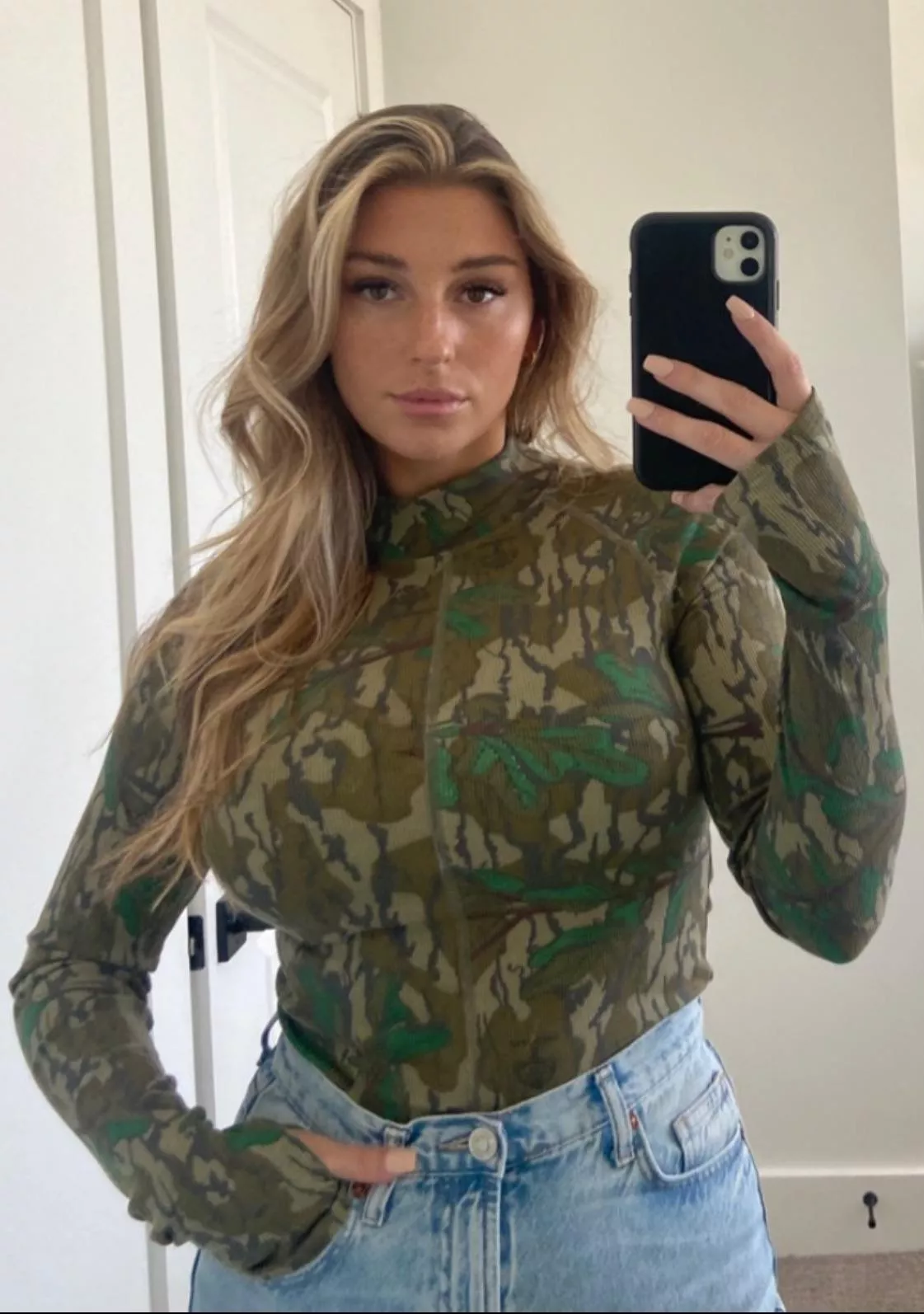 Abbey Wilson posted by Isabella_Lauren_Cuck