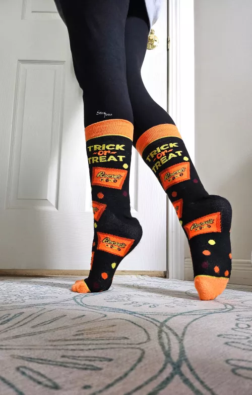 Are you going to lick my socks while I game or what? 💀 by snowpeas88