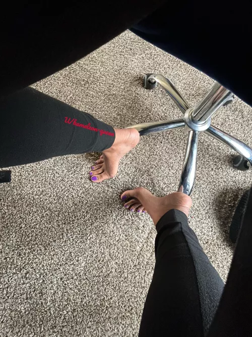 Bored in my meetings all I’m thinking about is having lick the arches 🤭 by kameleon-queen