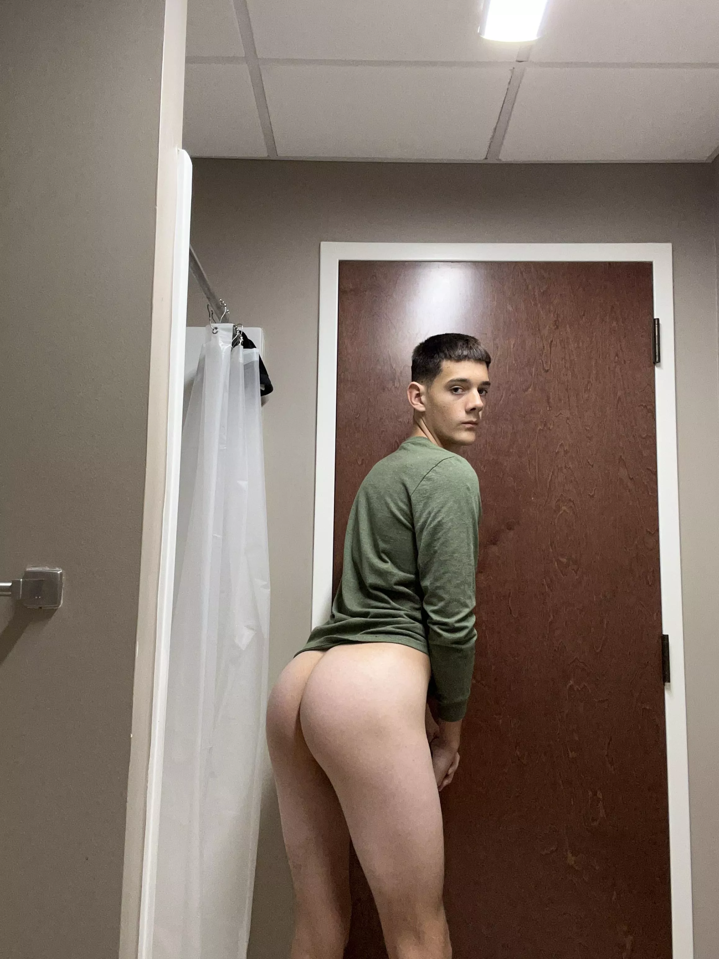 Can you gape me😈 posted by Hornygaydude69