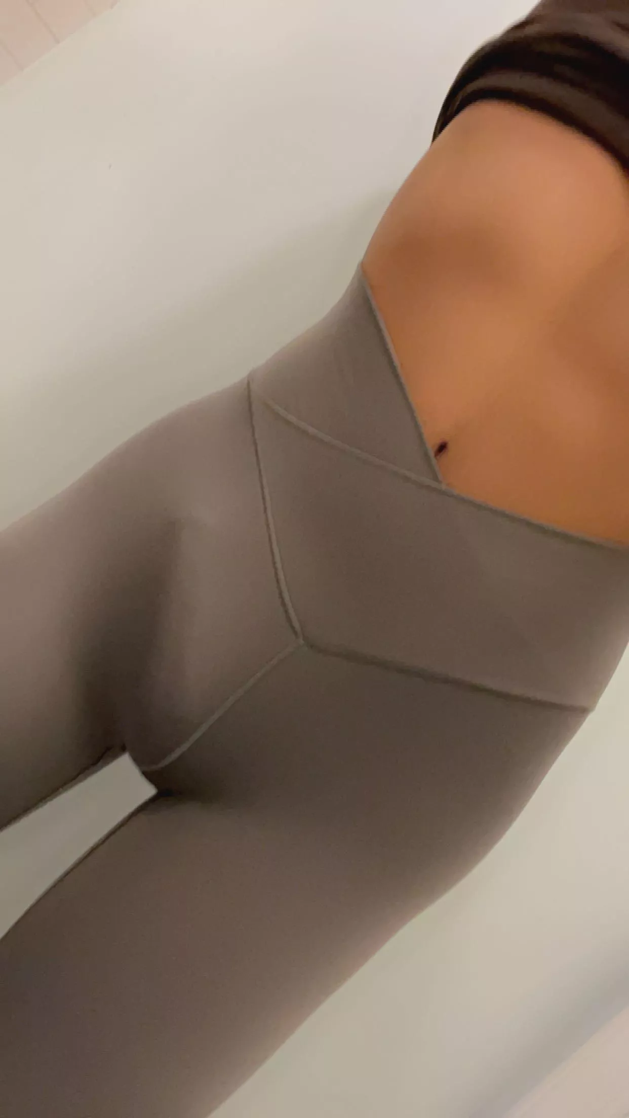 do you like 🥺🤍? posted by Miazkari