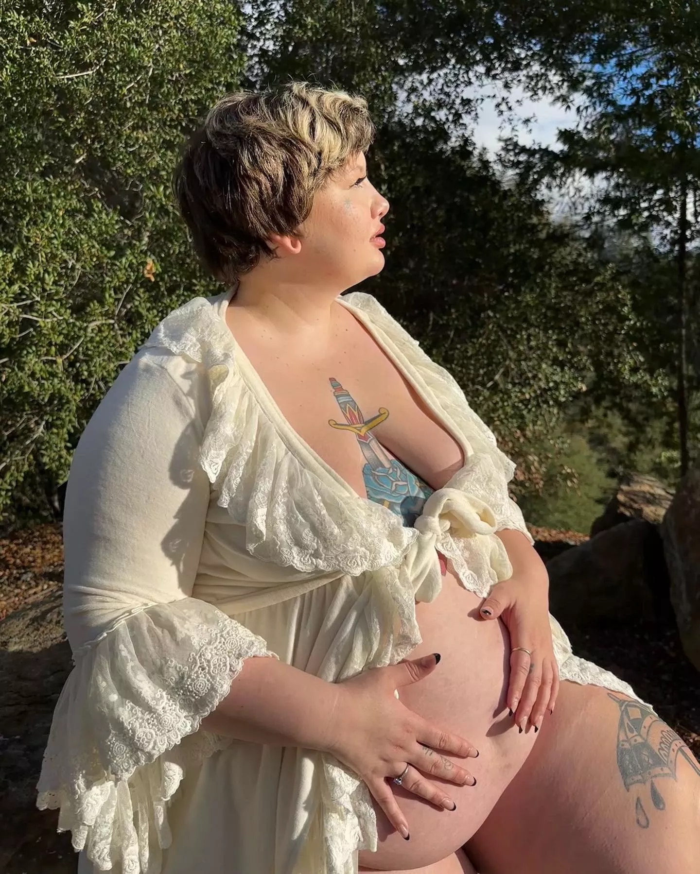 Do you like this pic from my maternity photoshoot? posted by thickchick666