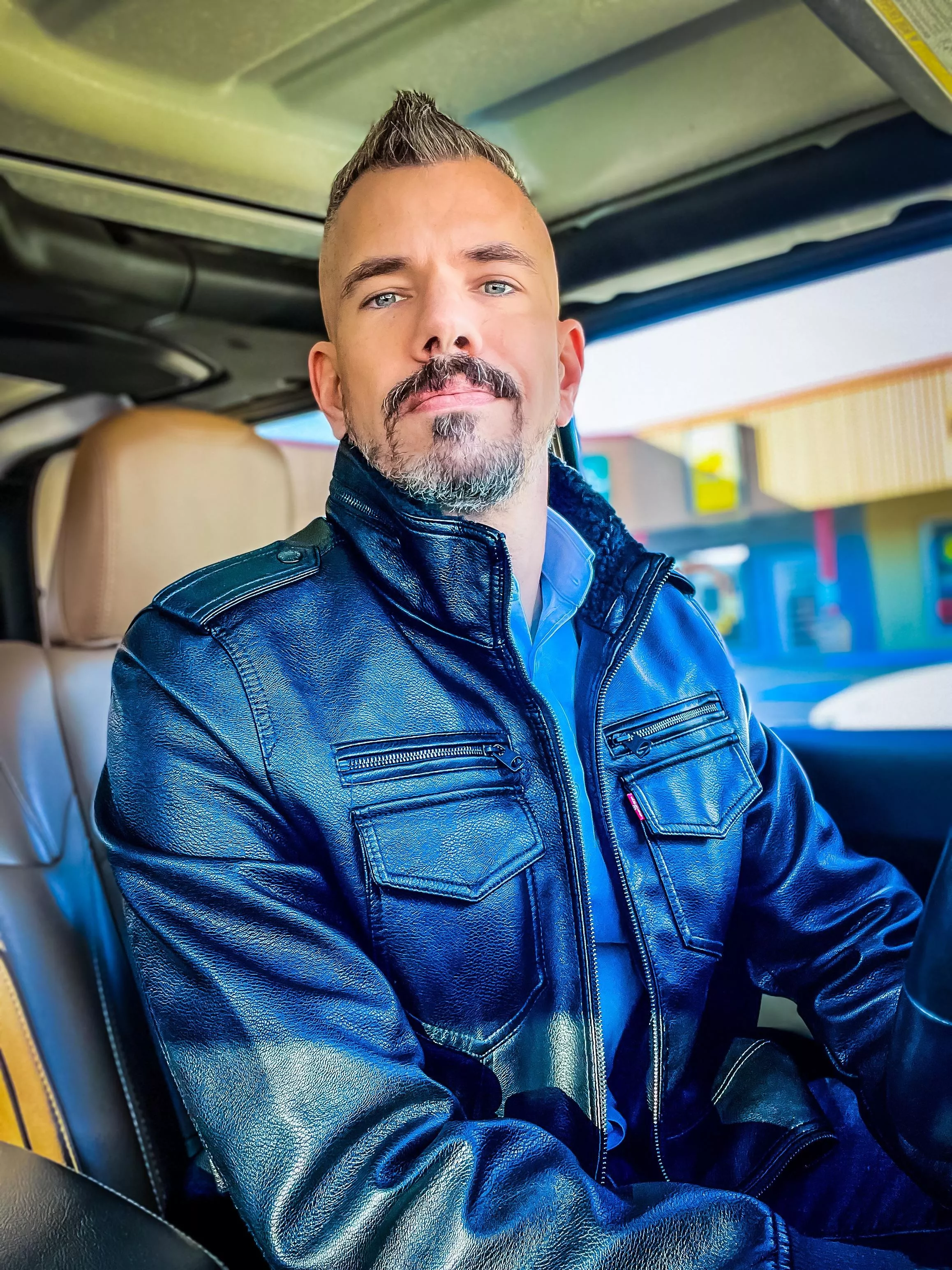 Happy Friday bros! posted by daktari1975