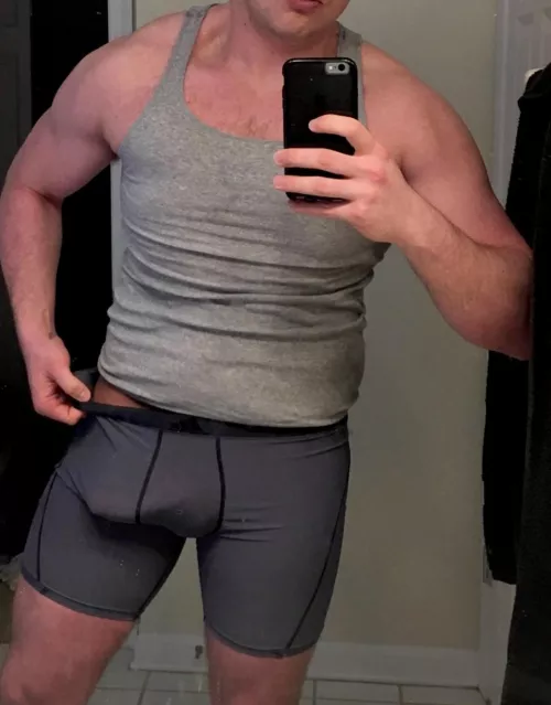 I answer the door like this (31) by Thatsabigboy1