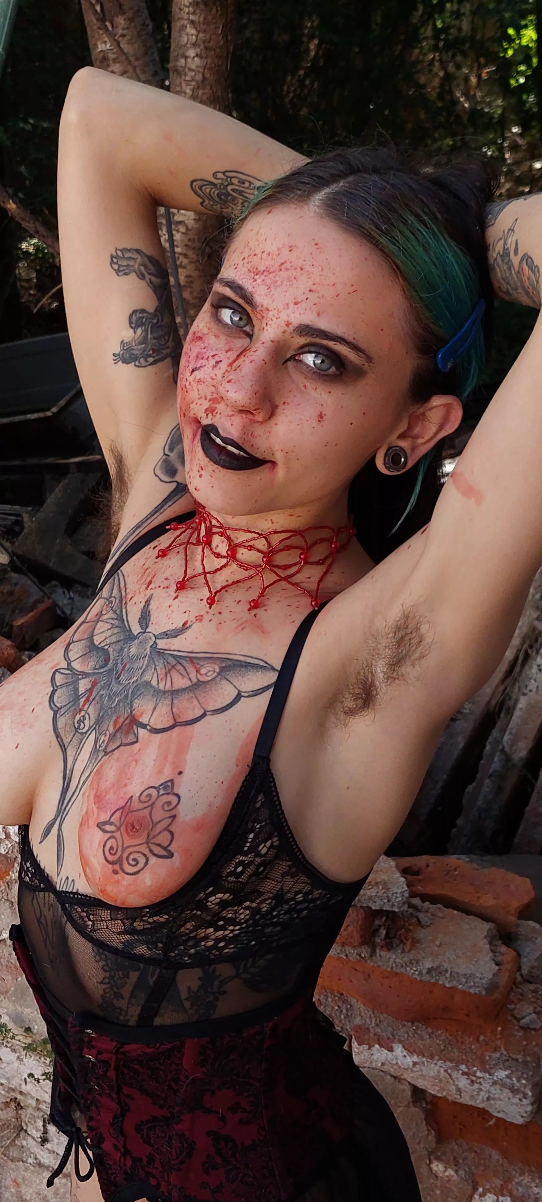 Lick my pits for me! posted by uwuninu