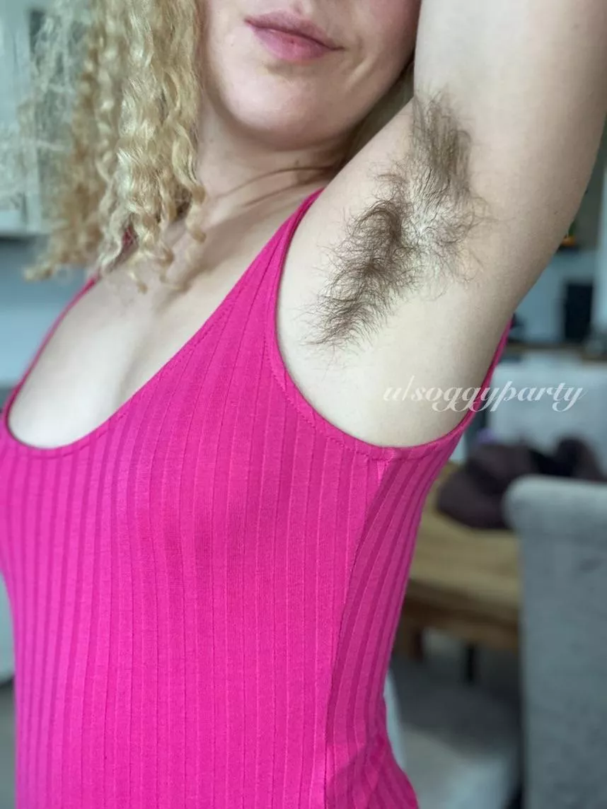 My armpit hair growing wildly in all directions posted by SoggyParty
