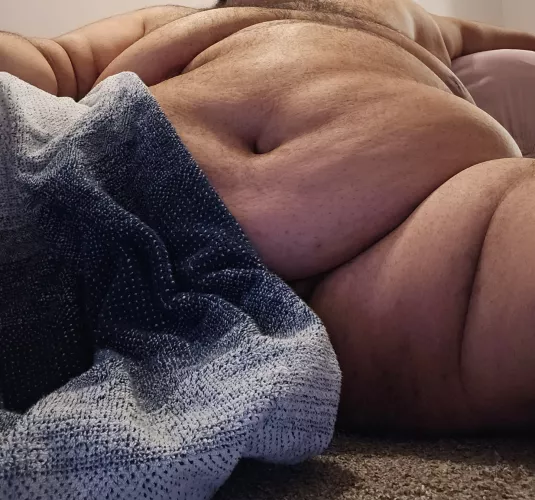 Showing off my big bully should I move the towel! by SwitchSilly1