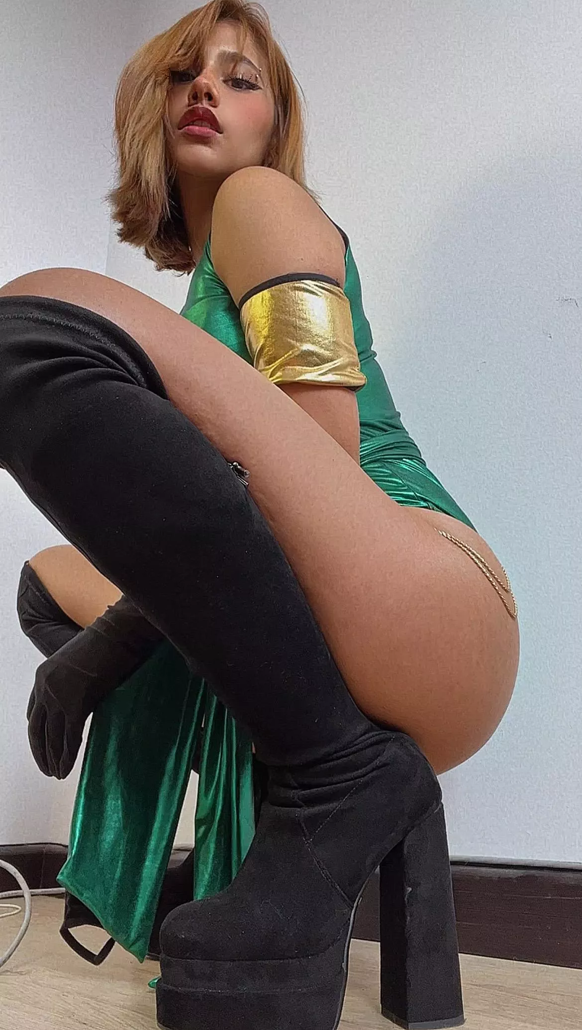 Would a gringo actually fuck a teen Colombian? posted by LucyLove294