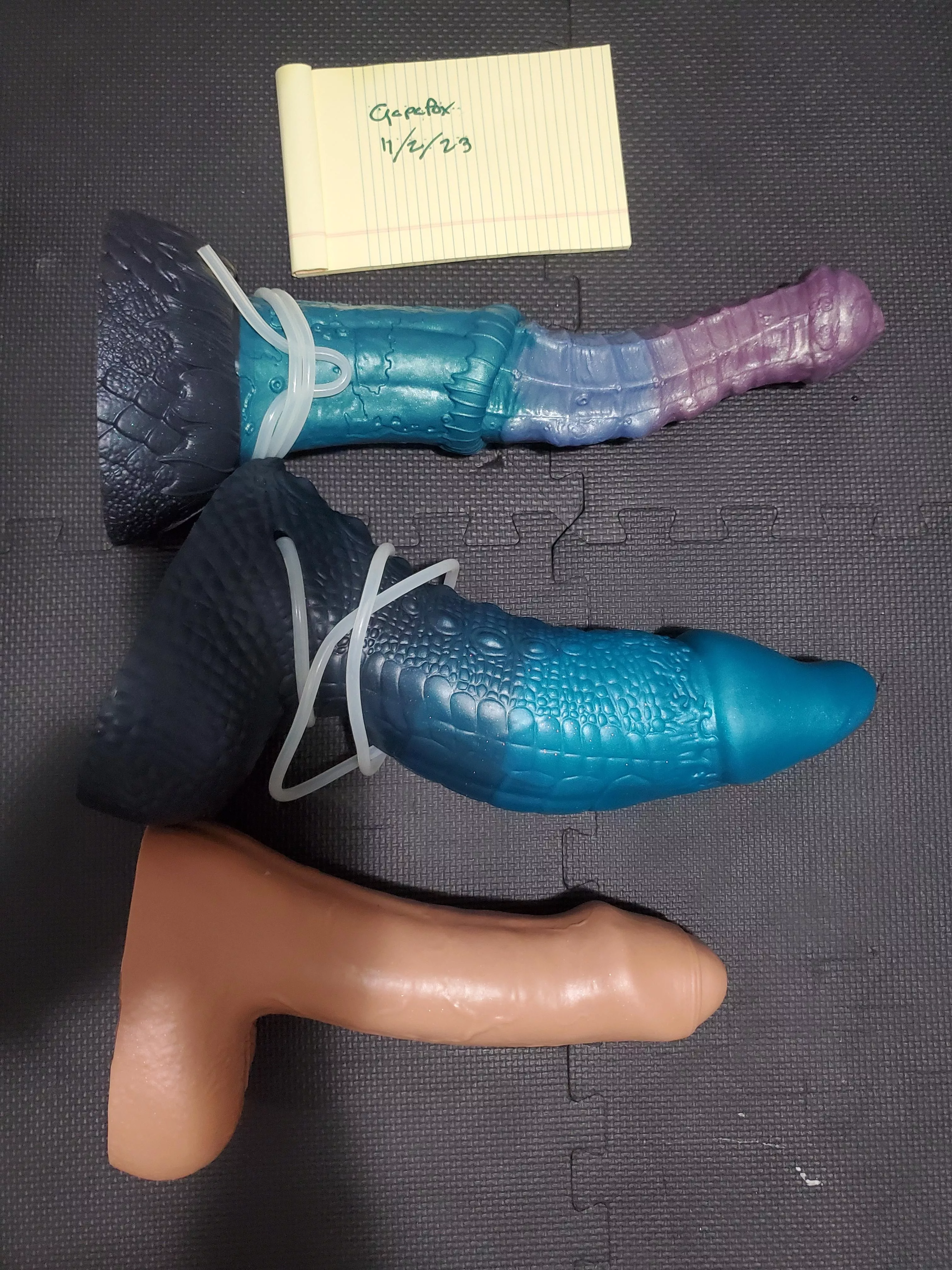 [WTS US] XL Bad Dragons! posted by GapeFox