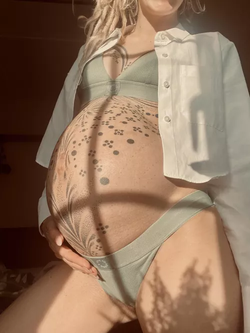 Both my pregnancies were beautiful. But I was so much more confident during the second one :) by spiritualslvt