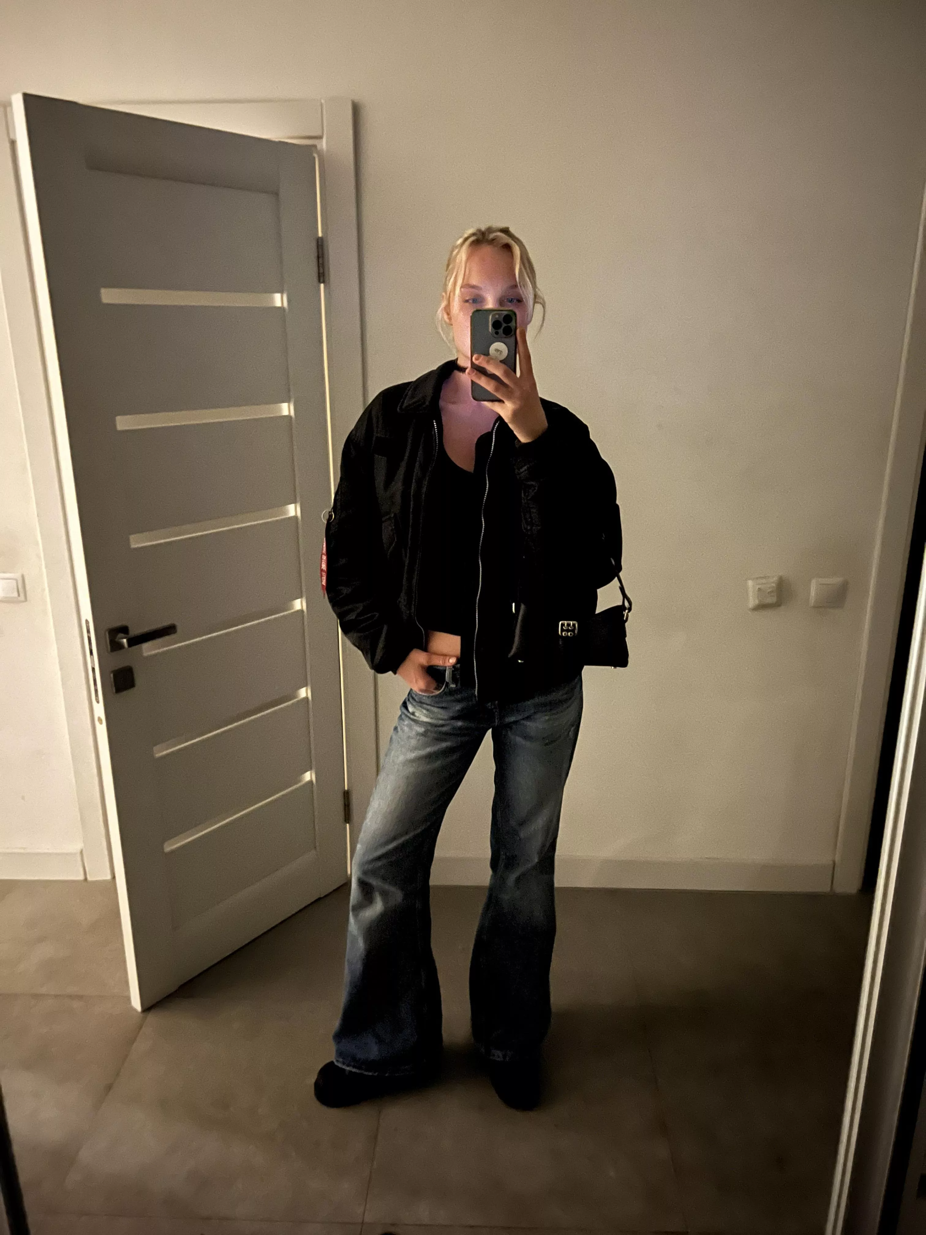 can I sit on your face? :P posted by Gabbby_baby