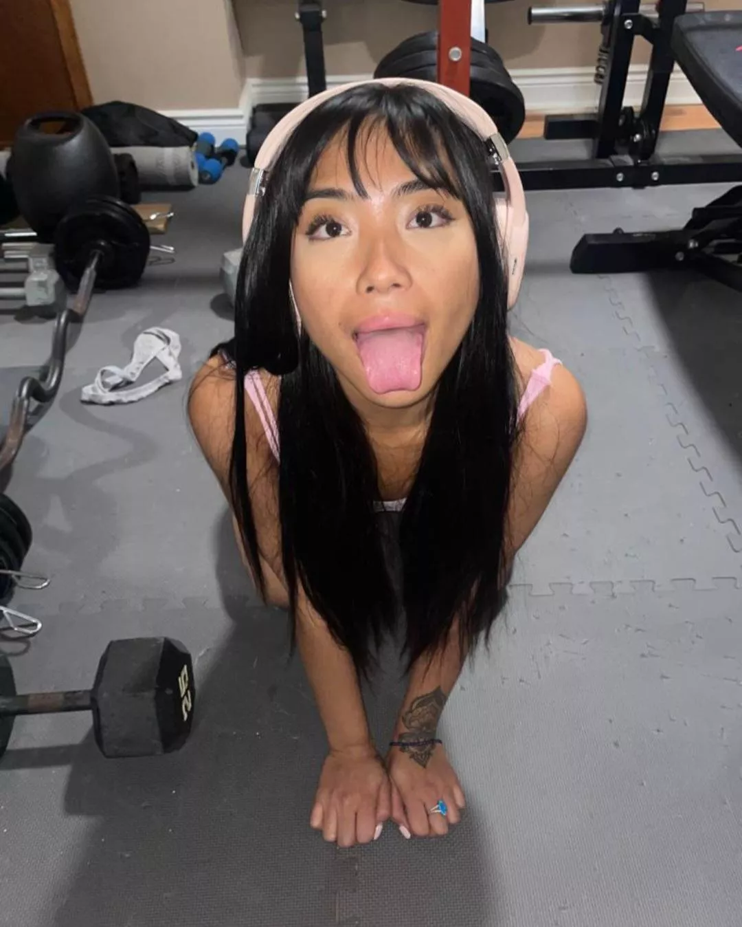 cum deep in my mouth while i workout in my slutsuit (f) posted by asiandolldesires