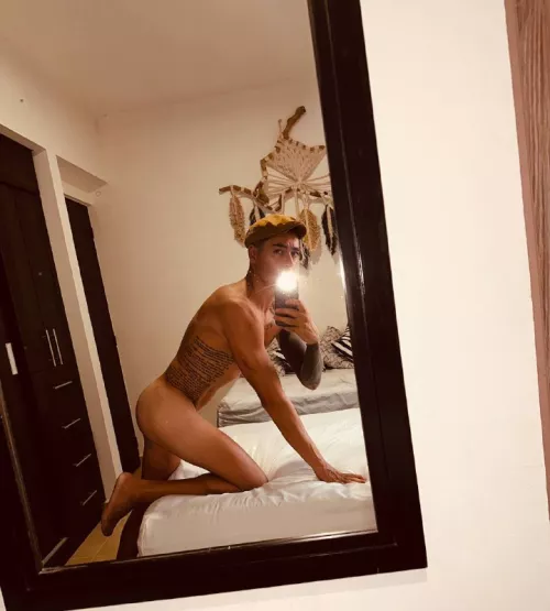 do you like my ass? Tell me what you would do to him by abelsecret11