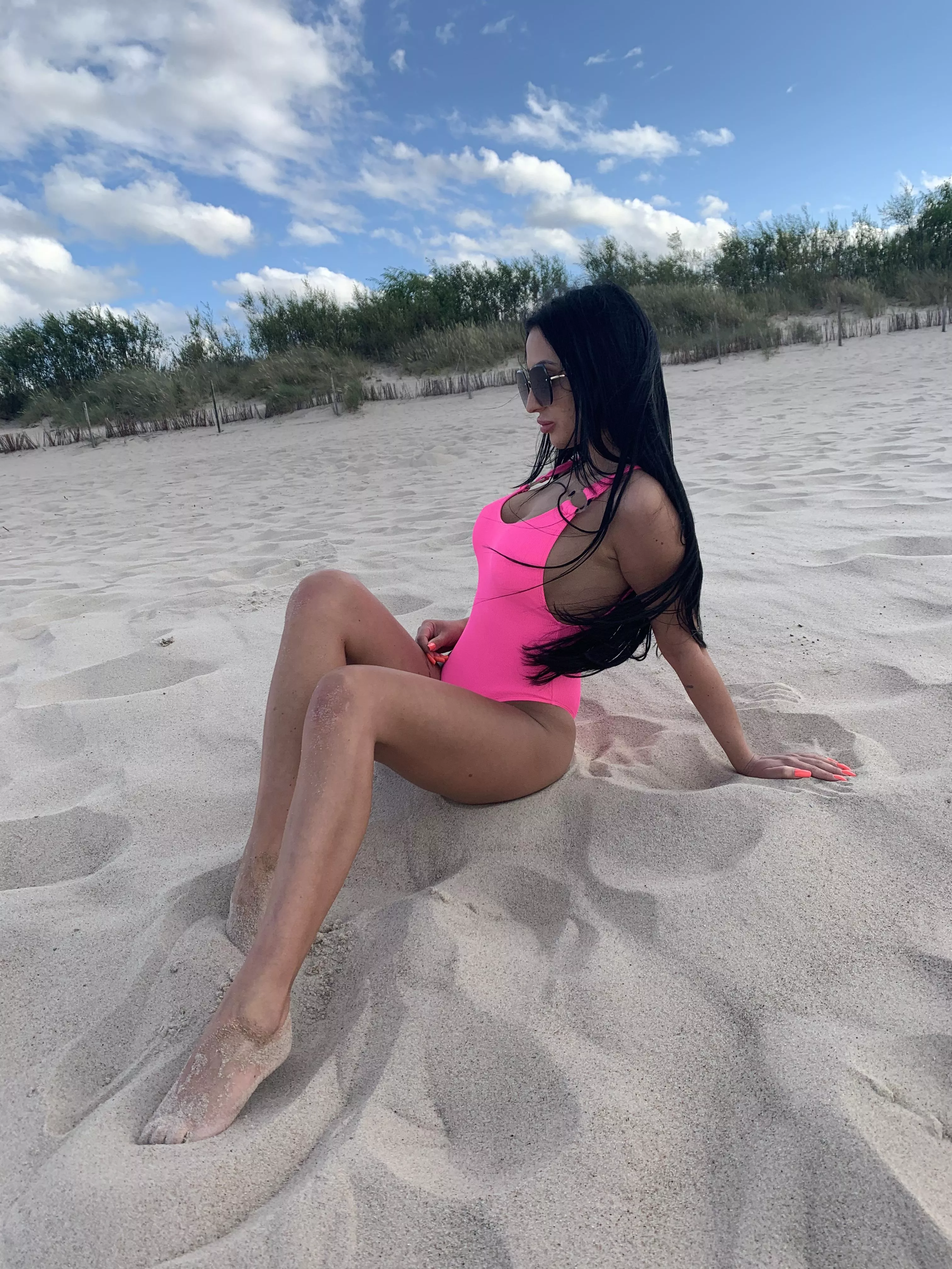 Do you want to go swimming with me? posted by soulful_kenzie38