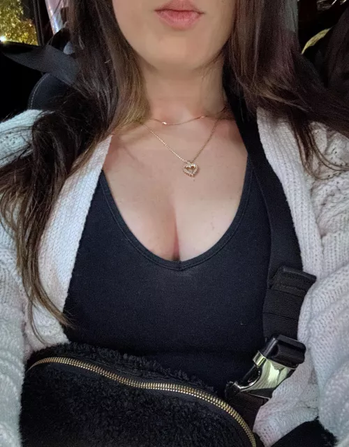 [F] Date night.. I’m just eager for desert 🫦🫦💦 by ShyMilfTay