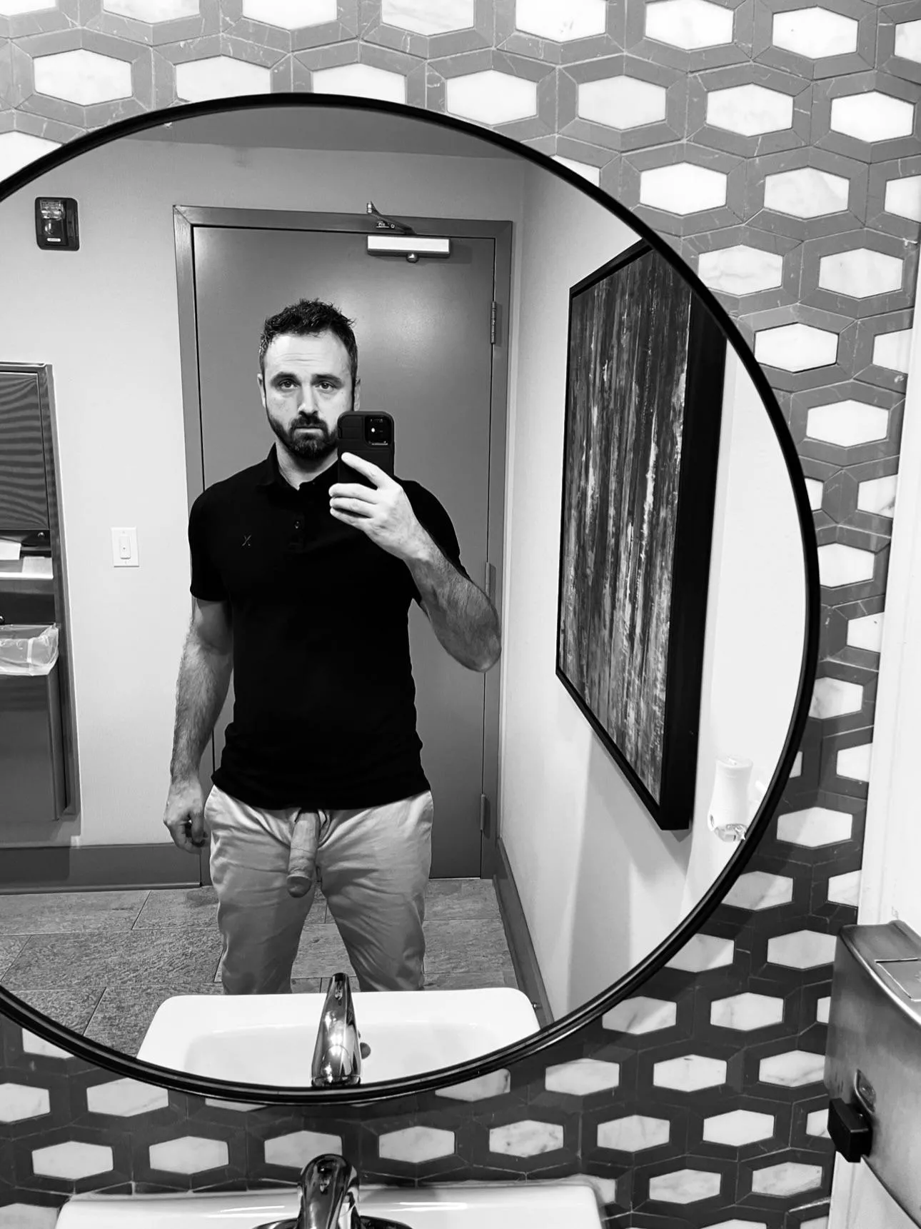 Friday Night Black and White posted by skuba85