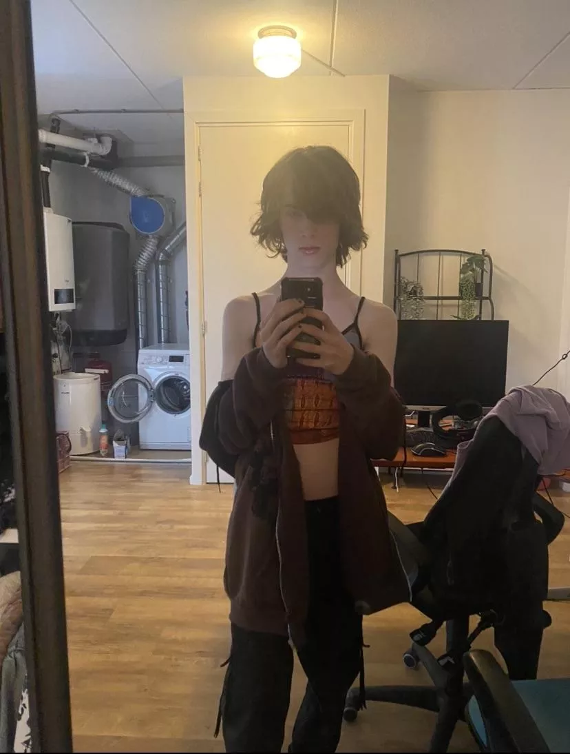 Hai💕💕 please say it back🥺 posted by RecordAlternative221