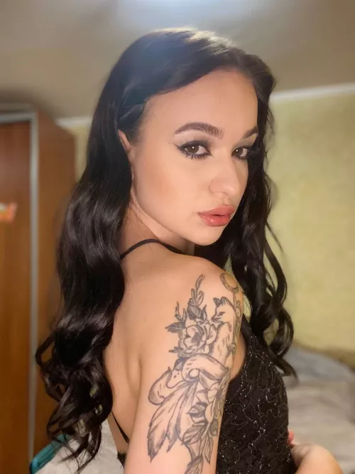 just a normal 18 y.o slutty girlyy by smraduxm