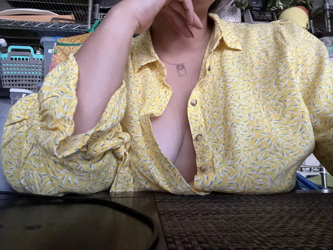 Let’s start today by introducing ourselves, class by gemmacactus