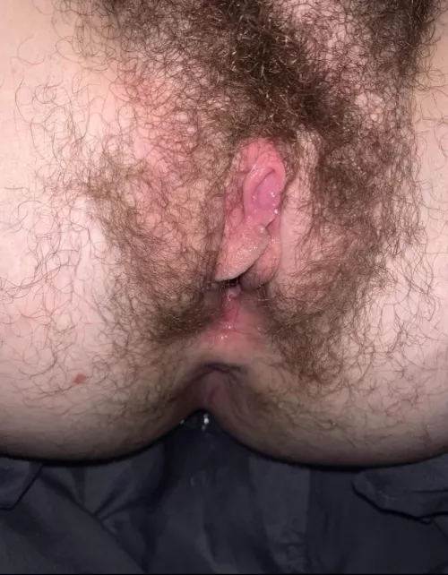 My big clit desperately needs a spanking by blonddechck