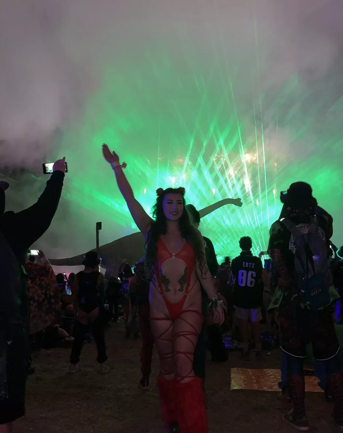 Under the lasers 😈 posted by Cherrybombimbo